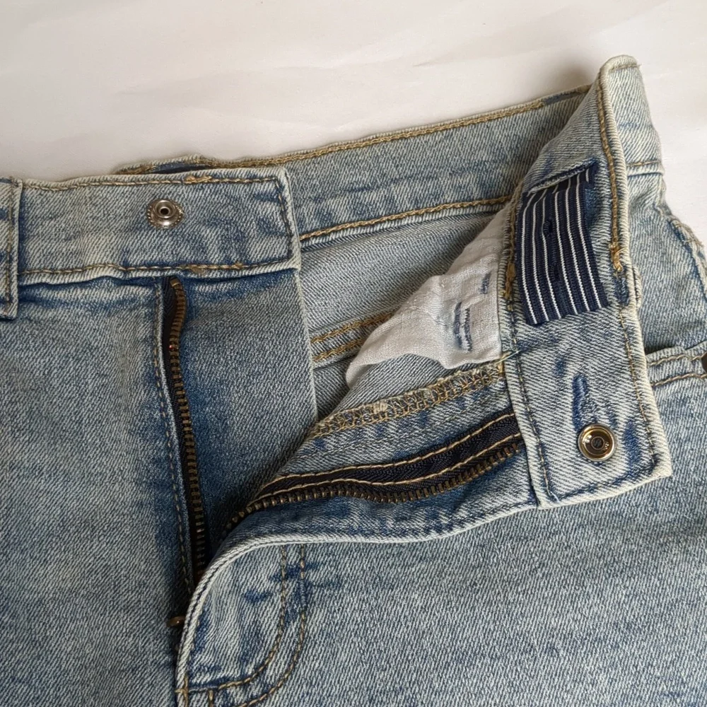 OshKosh B'gosh Adjustable Waist Raw Hem Jean Shorts Sz 10
